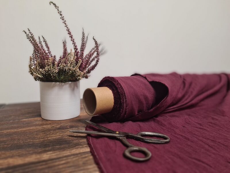 Burgundijas sarakans 205 g/m²